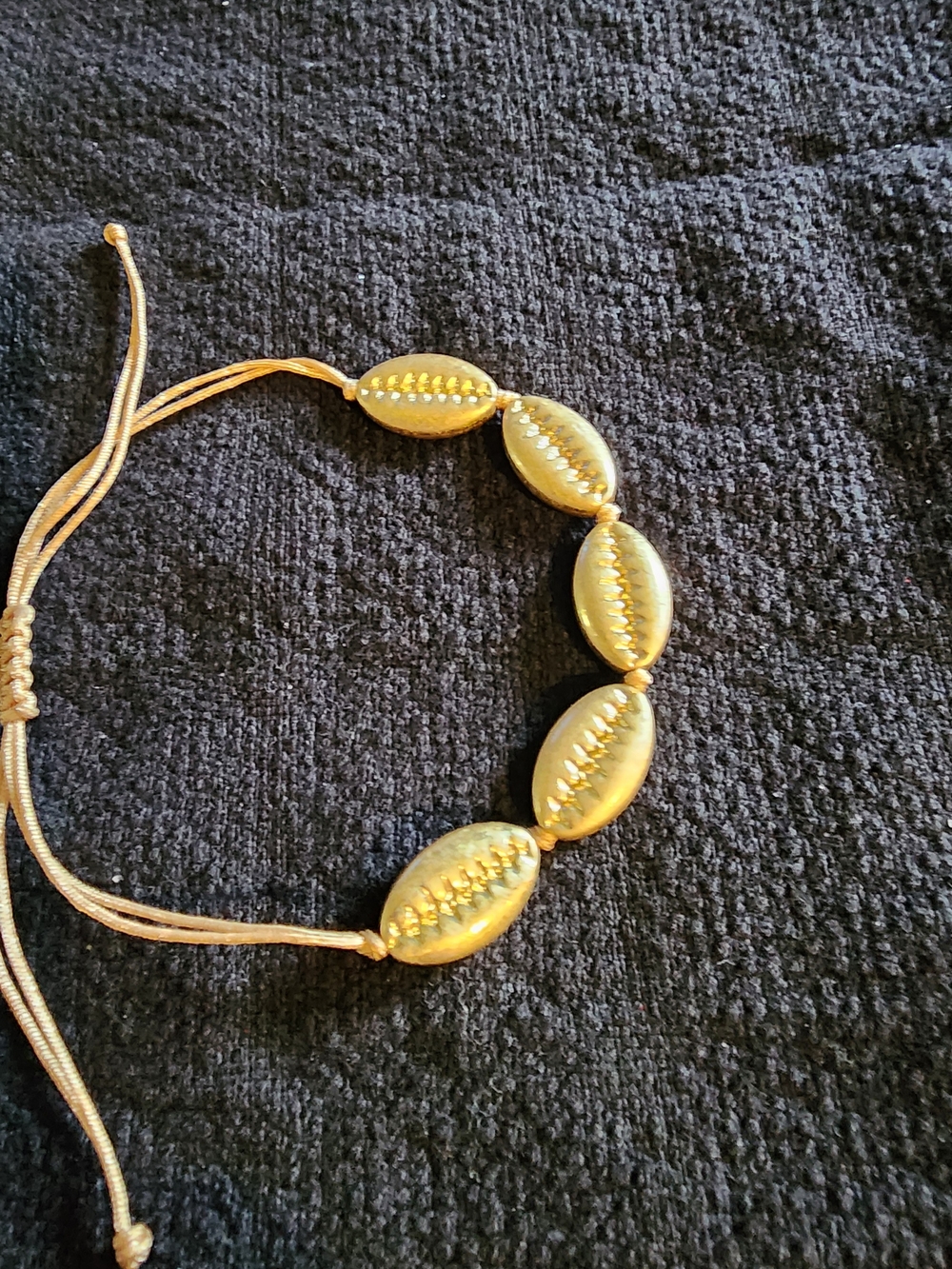 Plunder Gold Cowrie Shell Beaded Bracelet